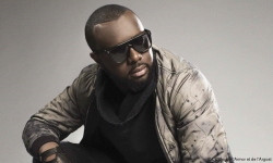 Клип Maître Gims ft. Sia - Je te pardonne Клип Maître Gims ft. Sia - Je te pardonne