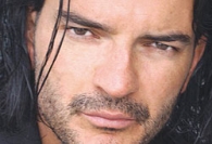 Клип Рикардо Архона (Ricardo Arjona) — Lo Poco Que Tengo