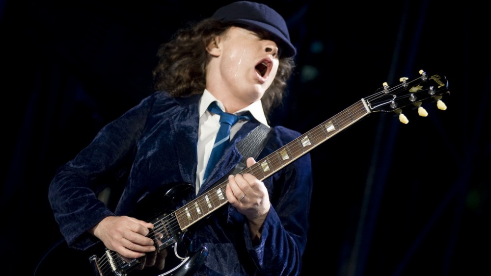 Ангус Янг рассказал, что Малком посоветовал ему на смертном одре по поводу AC/DC