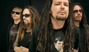Джонатан Дэвис (Korn) обозначил свою самую большую претензию к современной музыке