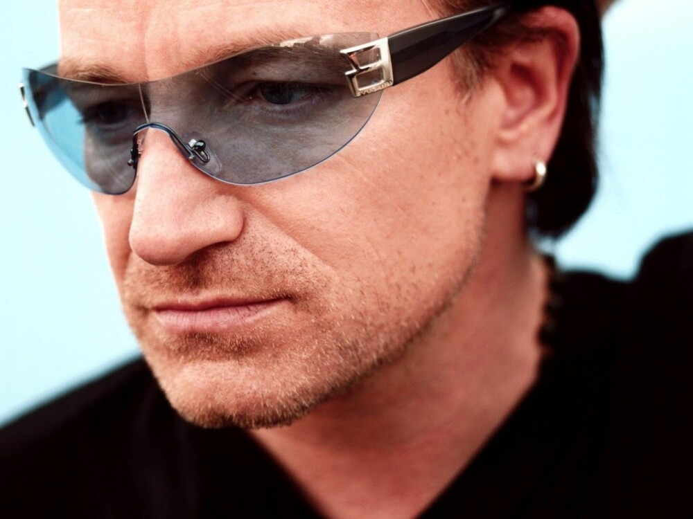 Вокалист группы U2 представит свою новую книгу на серии концертов в США и Европе