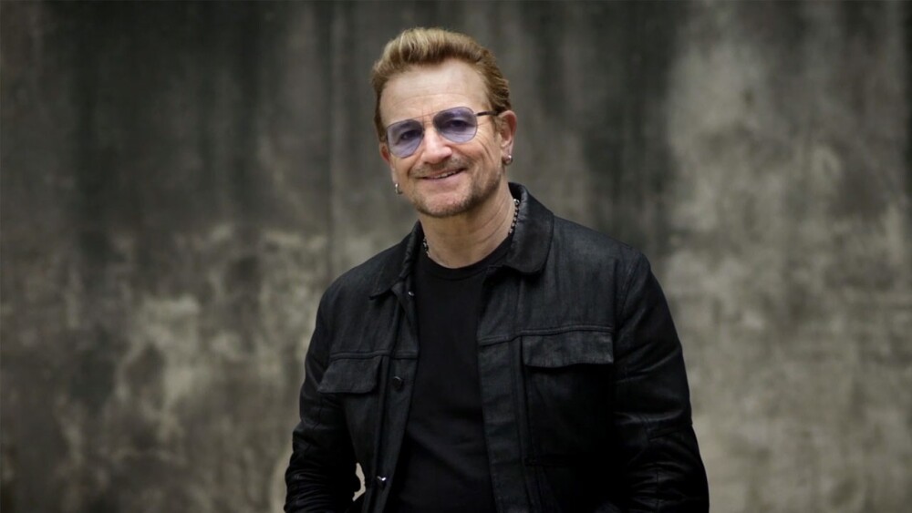 Боно приносит извинения за то, что U2 сделали с «Songs Of Innocence»
